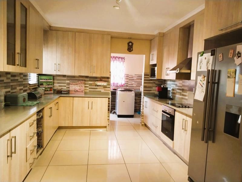 3 bedroom house for sale in Woodhill Estate