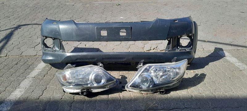 TOYOTA FORTUNER HEADLIGHT AND BUMPER