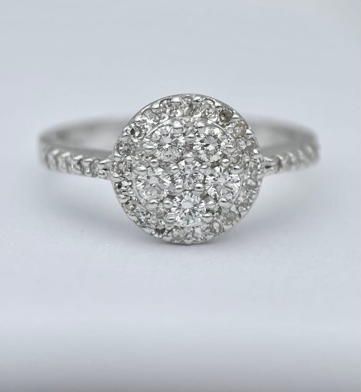 Beautiful ladies Diamond Halo Cluster Ring. Set with &#43;- 1ct Diamonds, Set in 9ct white gold.