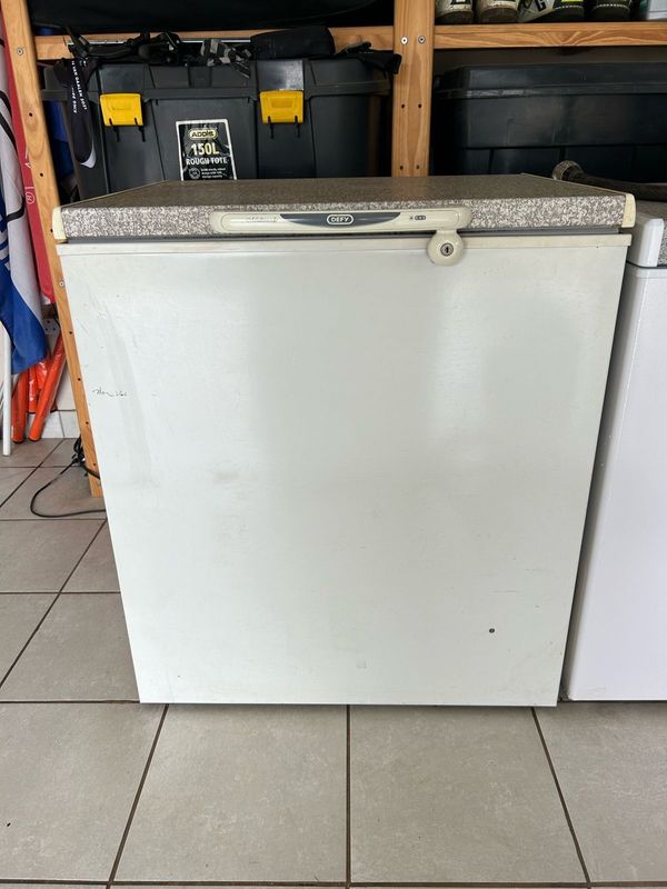 Defy Chest Freezer 210L