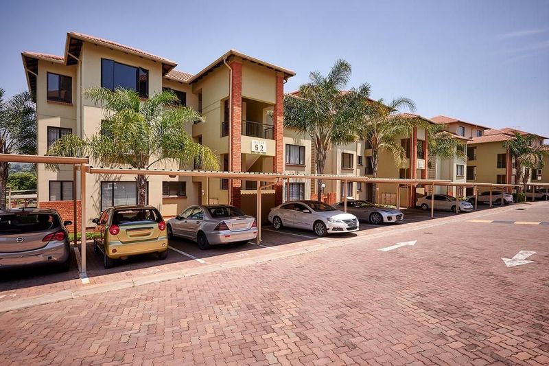 3 bed 2 bath apartment to let in Sandton