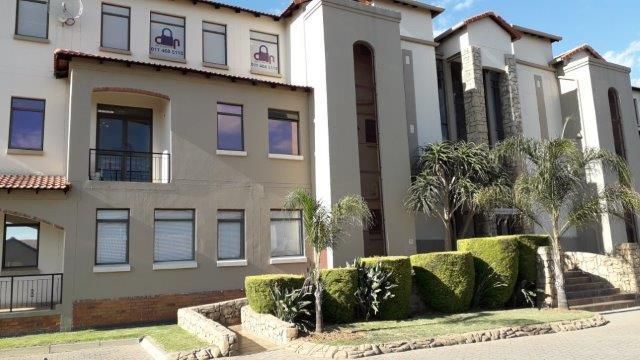 834m² Office For Sale in Erand Gardens