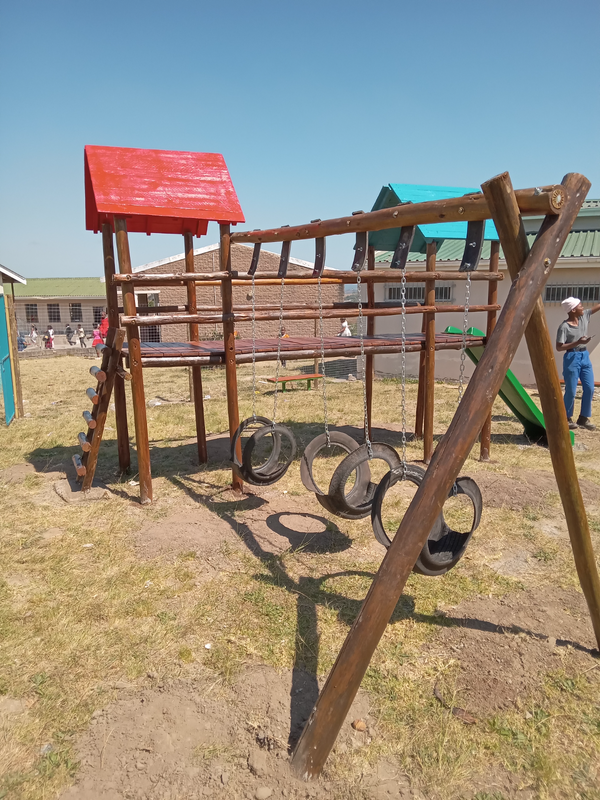 School Jungle GYMS AND PLAYGROUND EQUIPMENT