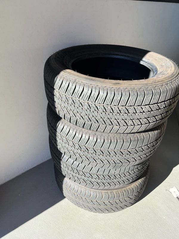 Bridgestone Dueler tyres