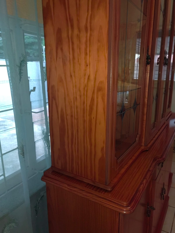 Solid Glass Cabinet Display