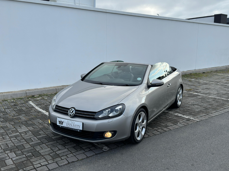 2015 Volkswagen Golf 1.4 TSI DSG Highline Convertible! Immaculate Condition!