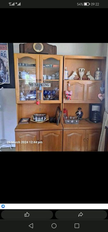 2 x wall units, solid oak, like new condition