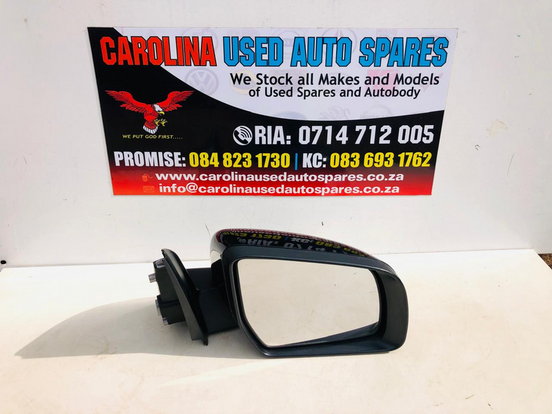 Ford Ranger T7/T8 right side electronic side mirror with indicator