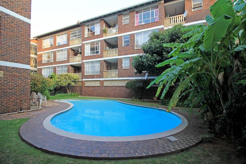 2 Bedroom Apartment For Sale in Highlands North