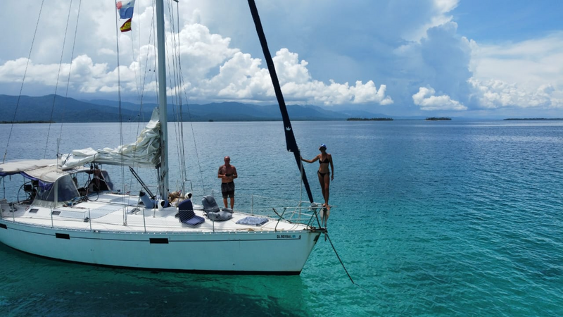 Beneteau Oceanis 43 ft in Caribbean Islands for sale $55 000 USD. Contact Anjé 071 296 1465
