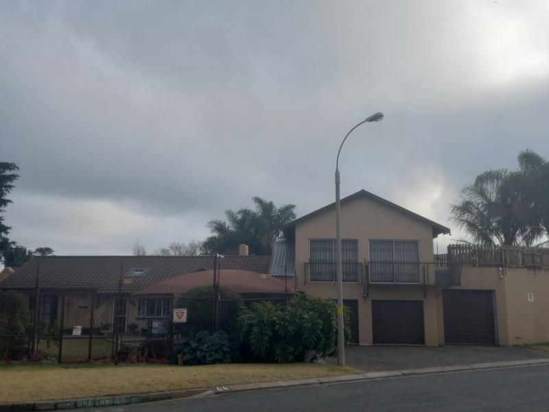 INCOME GENERATING OR EXTENDED FAMILY HOME FOR SALE IN ALLEN GROVE, KEMPTONPARK