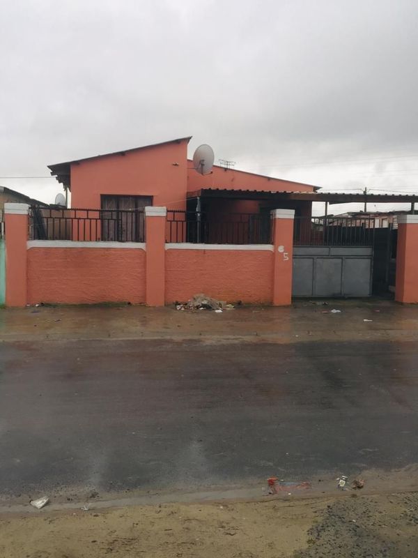 Property for Sale in Delft South - A Perfect Blend of Comfort and Convenience
