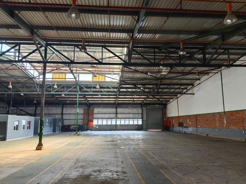 Double Volume Warehouse To Let In Prospecton : 1626m2