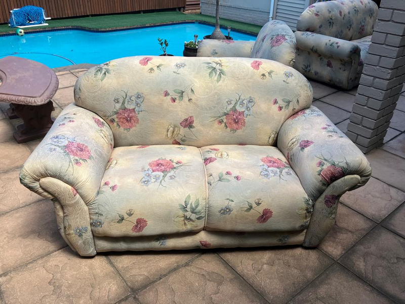 Patio Couches /Lapa Couches/Lounge Suite (3-2-1_