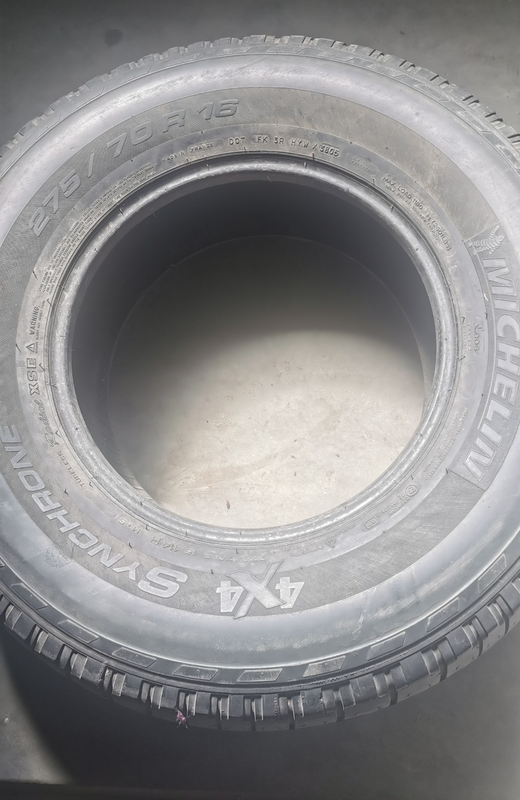 Michelin 275 / 70 / R16 (One only)