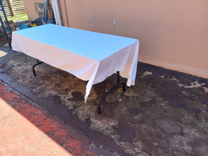 TRESSLE TABLE- INCLUDES NEW SPECIAL TRESSLE TABLE CLOTH - FOLDING STEEL LEGS- 1.8M LONG X 70CM WIDE