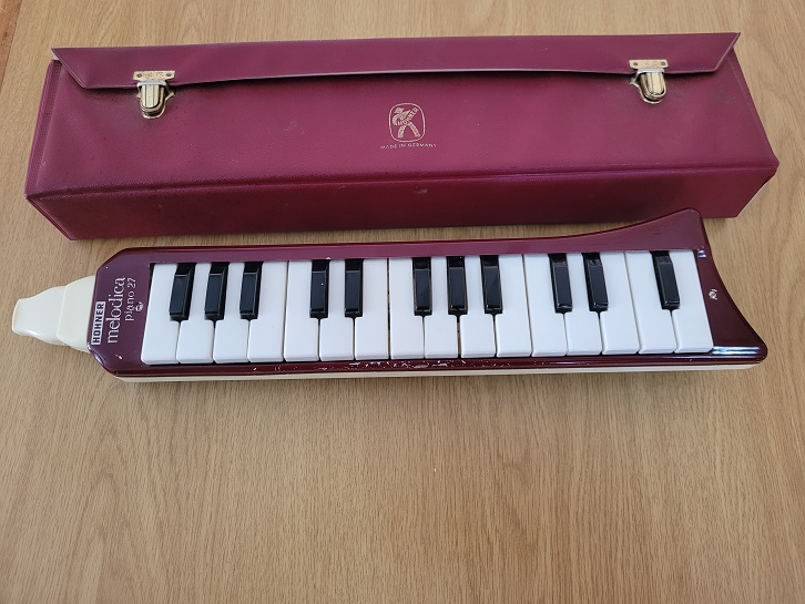 Bargain ! Rare 1970&#39;s Hohner Melodica Piano 27 in original case !