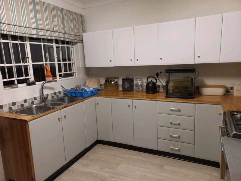 Second hand kitchen cupboards for sale