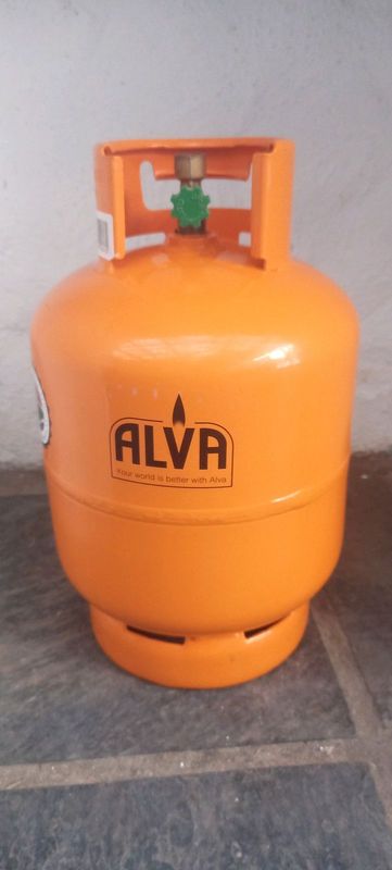 Alva 5kg gas cylinder for sale, good as new!