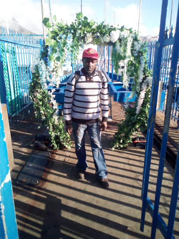 EMMANUEL AGED 51, A MALAWIAN MAN IS LOOKING FOR A FULL/PART TIME HOUSE CLEANING AND GARDENING JOB.