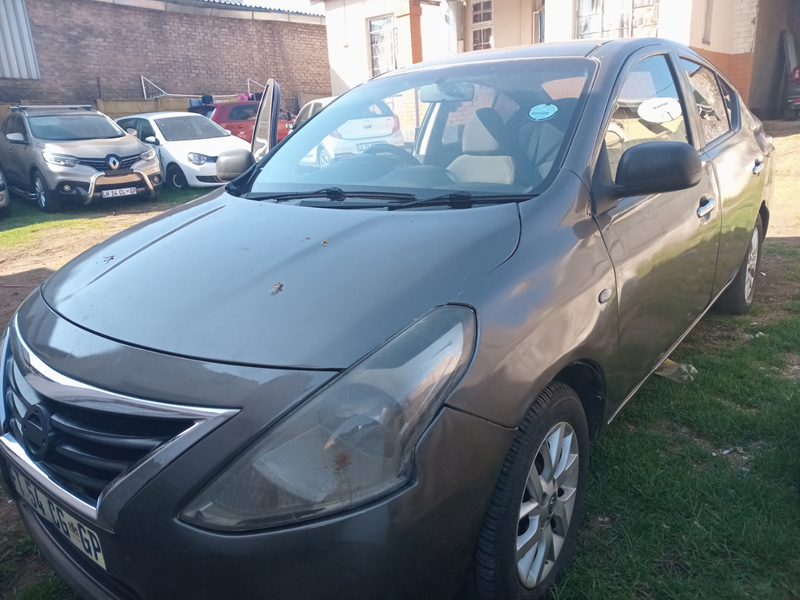 Automatic 2017 nissan almeria for sale