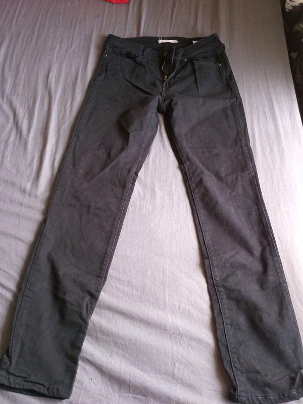 Levi&#39;s Jeans - 712 Slim