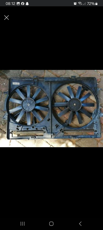 Audi radiator cooling fan