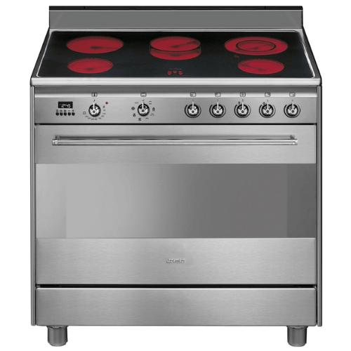 Smeg Concert 90cm Electric oven for sale brand new sealed unit. Silver retail more then R30k
