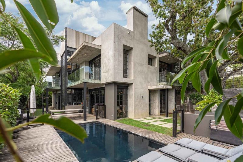 Architectural masterpiece with stunning views of Table Mountain
