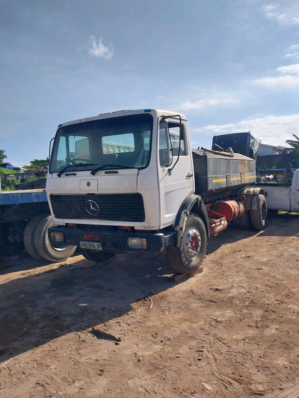 Mercedes 1419 water cart for sale