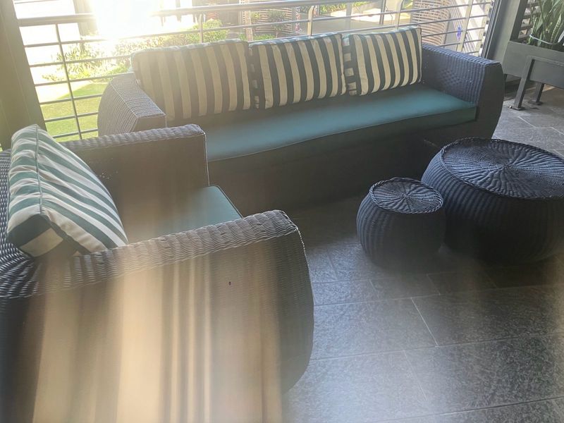 Lounge Indoor Outdoor