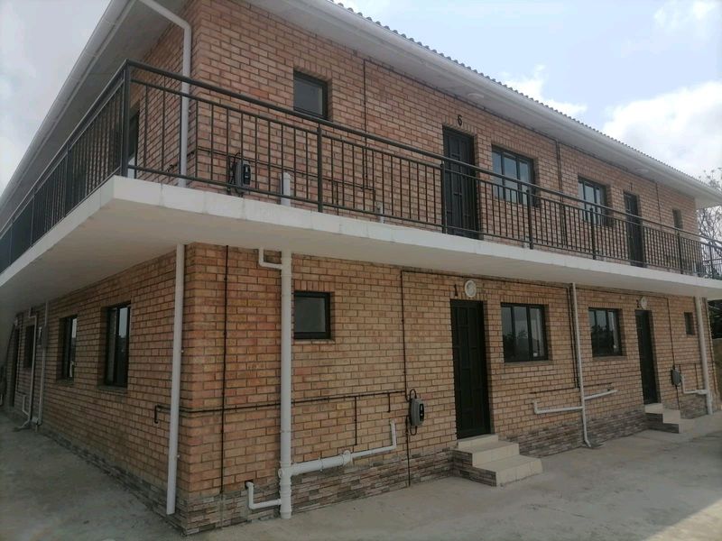 2 Bedroom Flat for Rent in Chatsworth