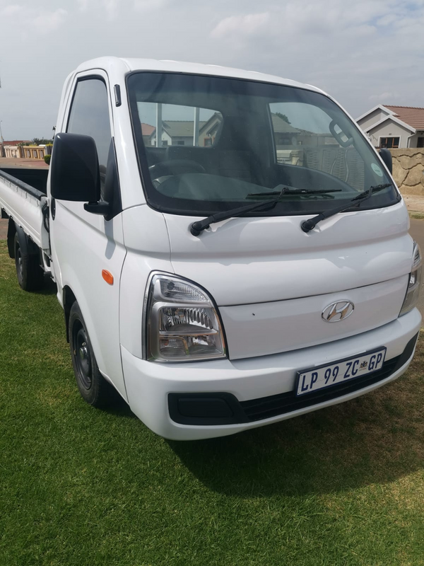 Hyundai h100 in an immaculate condition for sale at an affordable amount