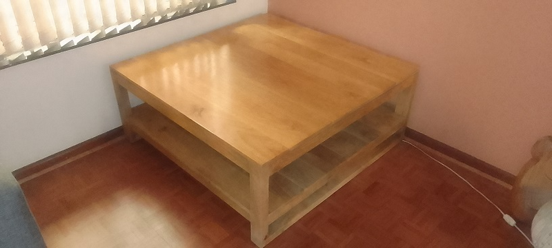Unique Coricraft square Mango wood coffee table in Excellent condition 1.1m x 1.1m   R2500