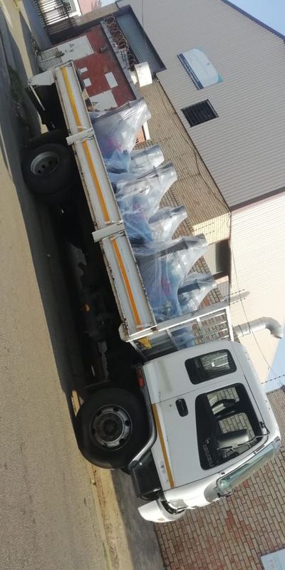 8 ton truck for hire