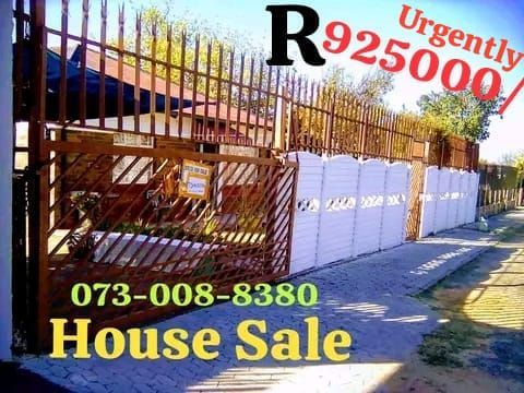 3 Bedroom House For Sale Johannesburg South