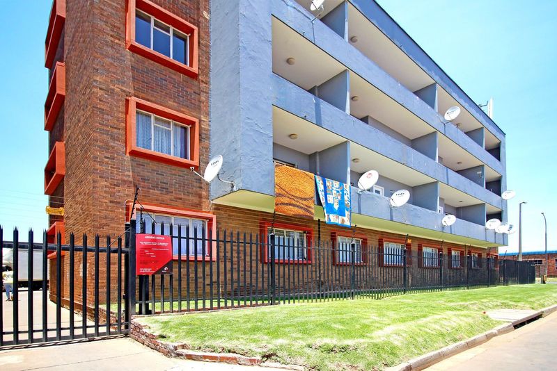 AFFORDABLE 1 BEDROOM, 1 BATH APARTMENT TO LET AT BENONI!!.