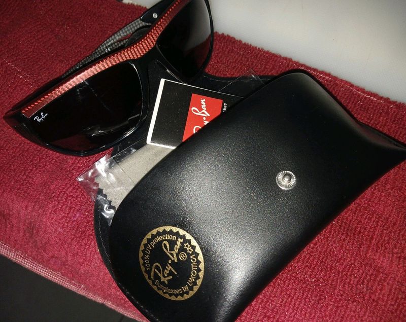 Cheslin Kolbe equivalent ; New RAY BAN; R150000