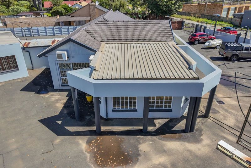 Corner stand Commercial Property in Witfield