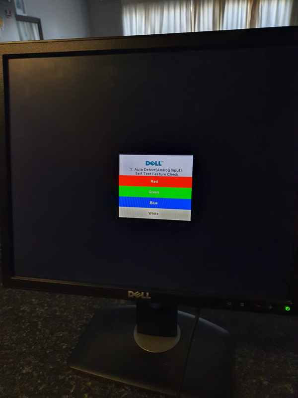 REDUCED - Dell 19 inch monitor