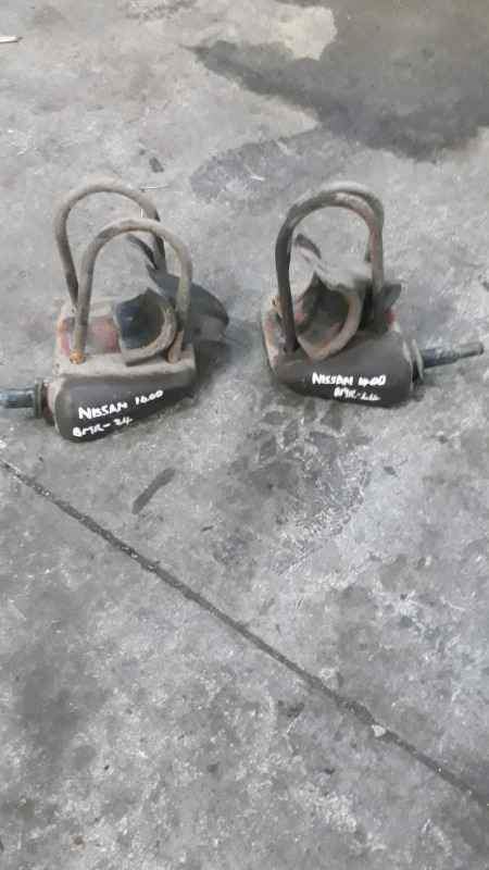 Nissan 1400 U Bolt Set