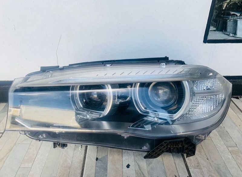 BMW F15 X5  xenon headlight
