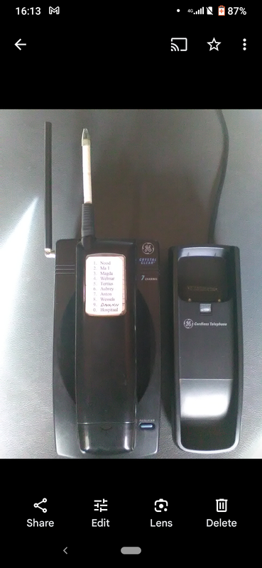 Cordless phone,General Electric,wall mountable with extra charge base.