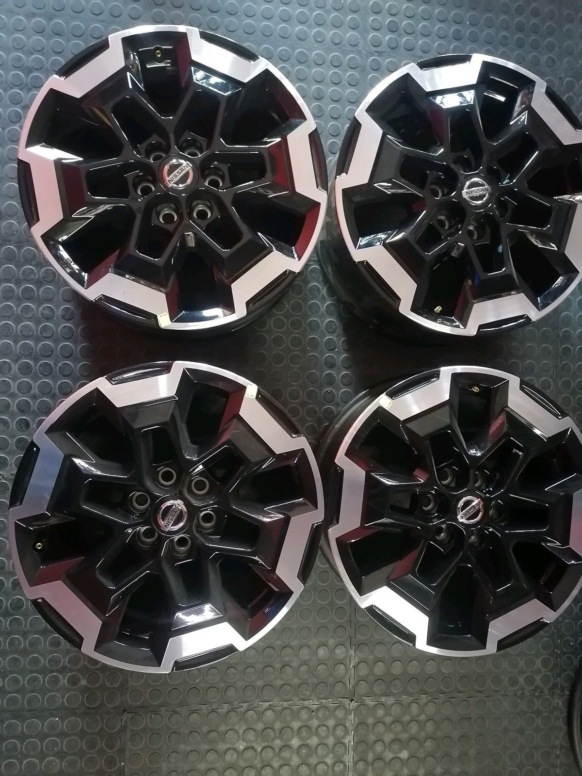 Nissan Navara 17inch MAG RIMS | Pretoria West | Gumtree South Africa