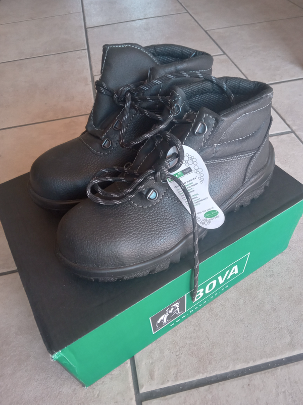 Bova Safety Boots