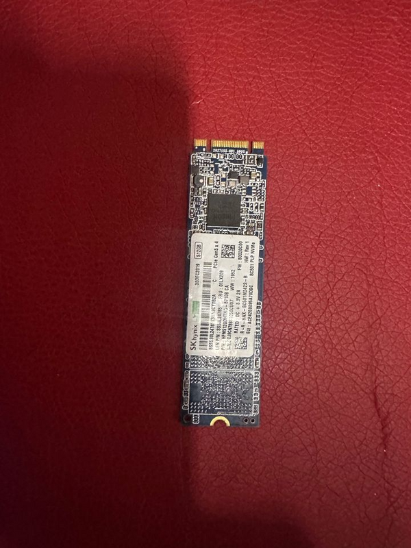 512GB SK Hynix PC801- M.2 2280- NVMe- PCIe 3x4- RD:3400/WR:2500 Mbps- SSD