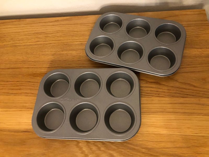 Muffin pans