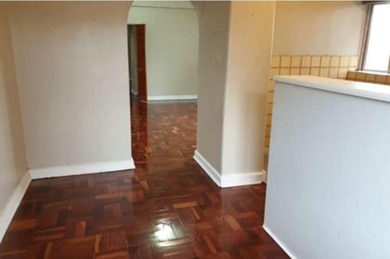 Lovely spacious apartment with so much more, a must view.