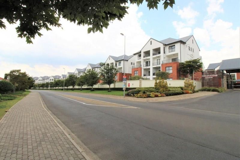 FOR SALE - 1st Floor 3-bedroom apartment in Secure Lifestyle Complex