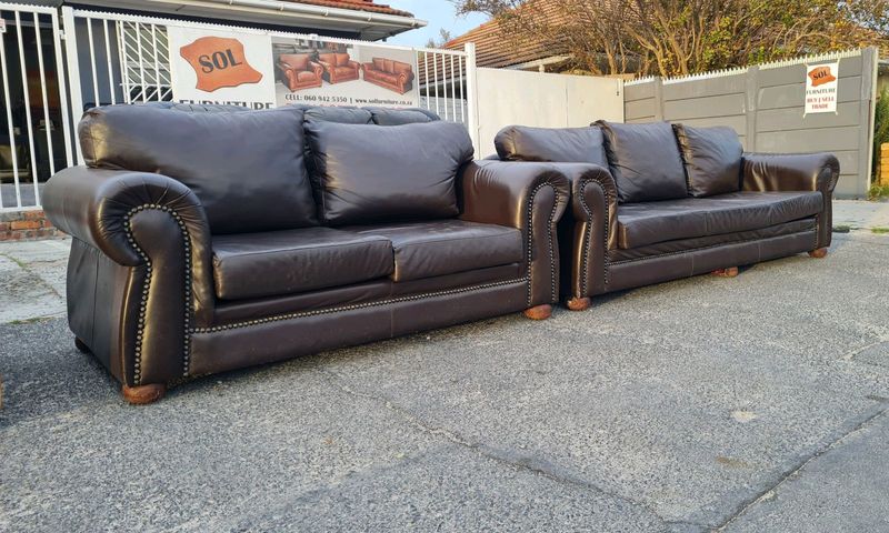 Gates to Africa 2pc GENUINE BOVINE LEATHER 2pc Lounge Suite, R14500 Both, 060 942 5350